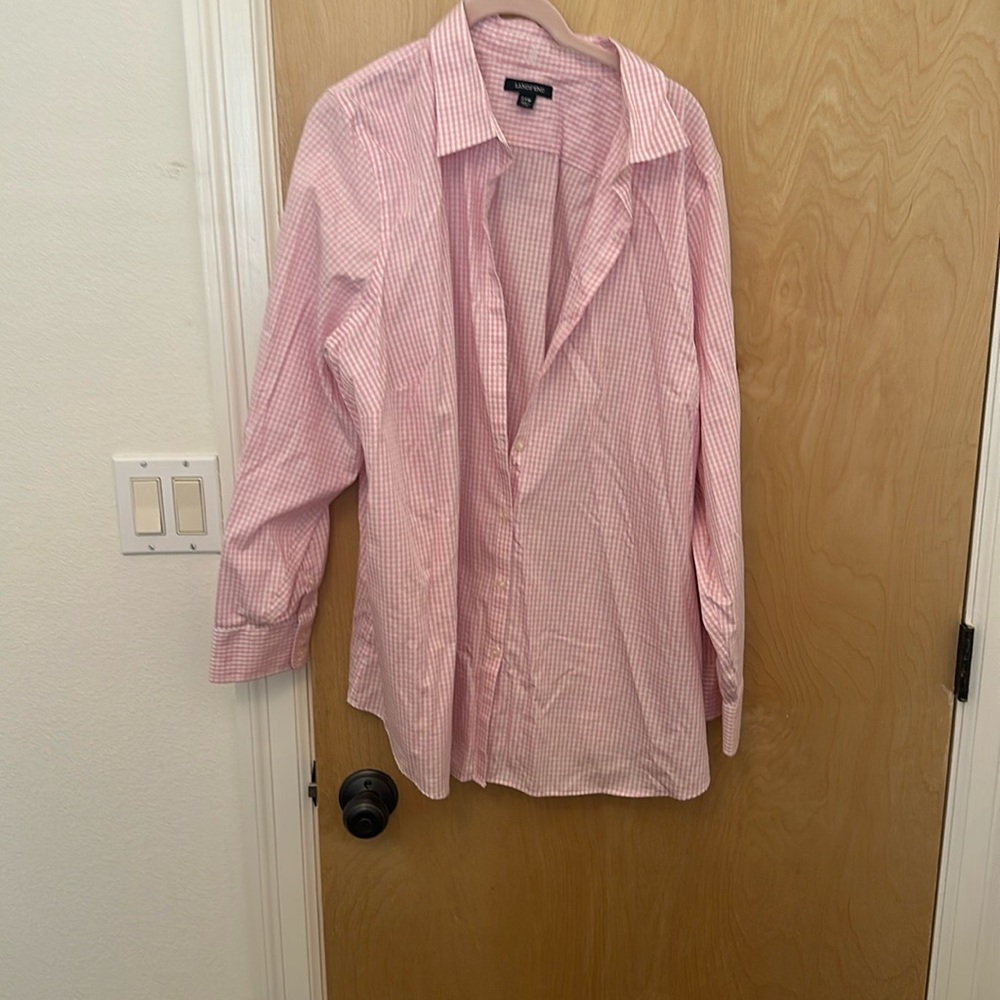 Lands End Button Down 24W
